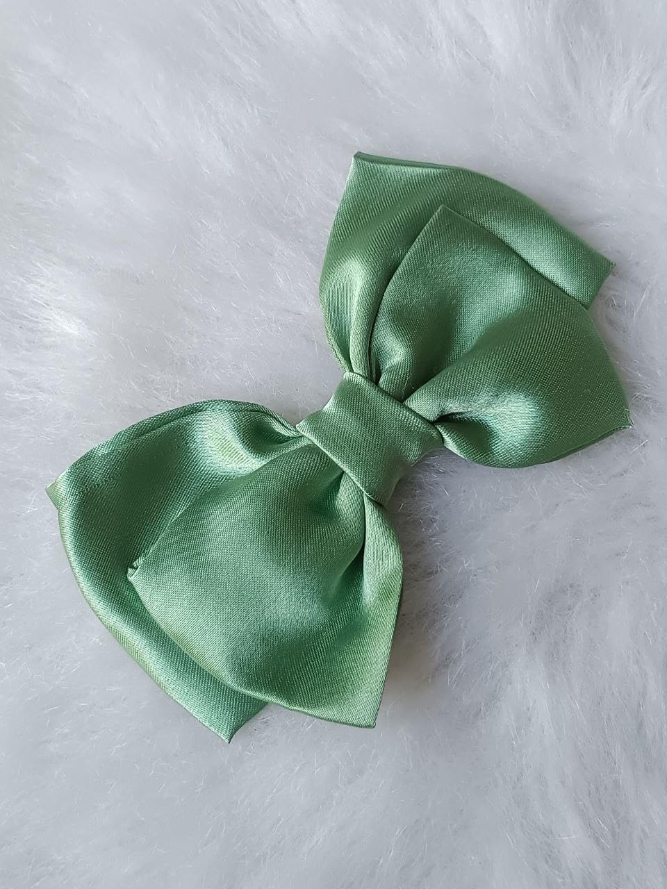 Dress to Match Stylish Light Green Satin Bow Hair Clip for Girls – Cute & Trendy Hair Accessory dress to match stylish light green satin bow hair clip – cute and trendy hair accessory for girls (2.07)
